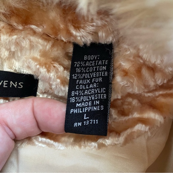 Valerie Stevens Champagne Fur Collar Over Coat - Picture 6 of 9